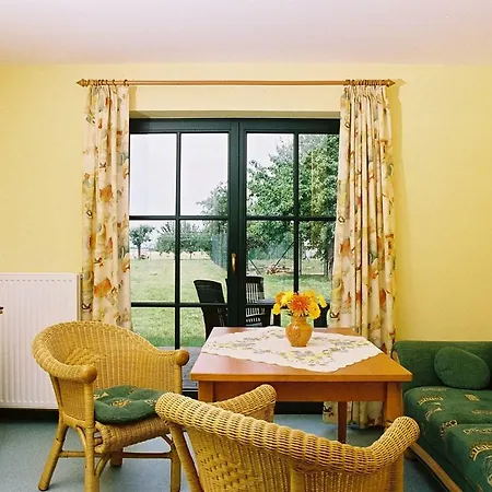 Apartment Landferienhof Müritzufer